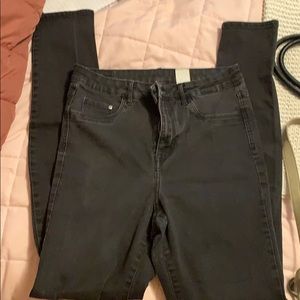 Black skinny jeans